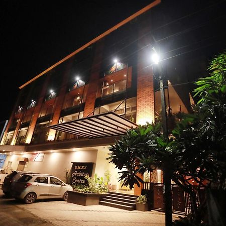 Cmk Habitat Centre Hotel Kochi Bagian luar foto