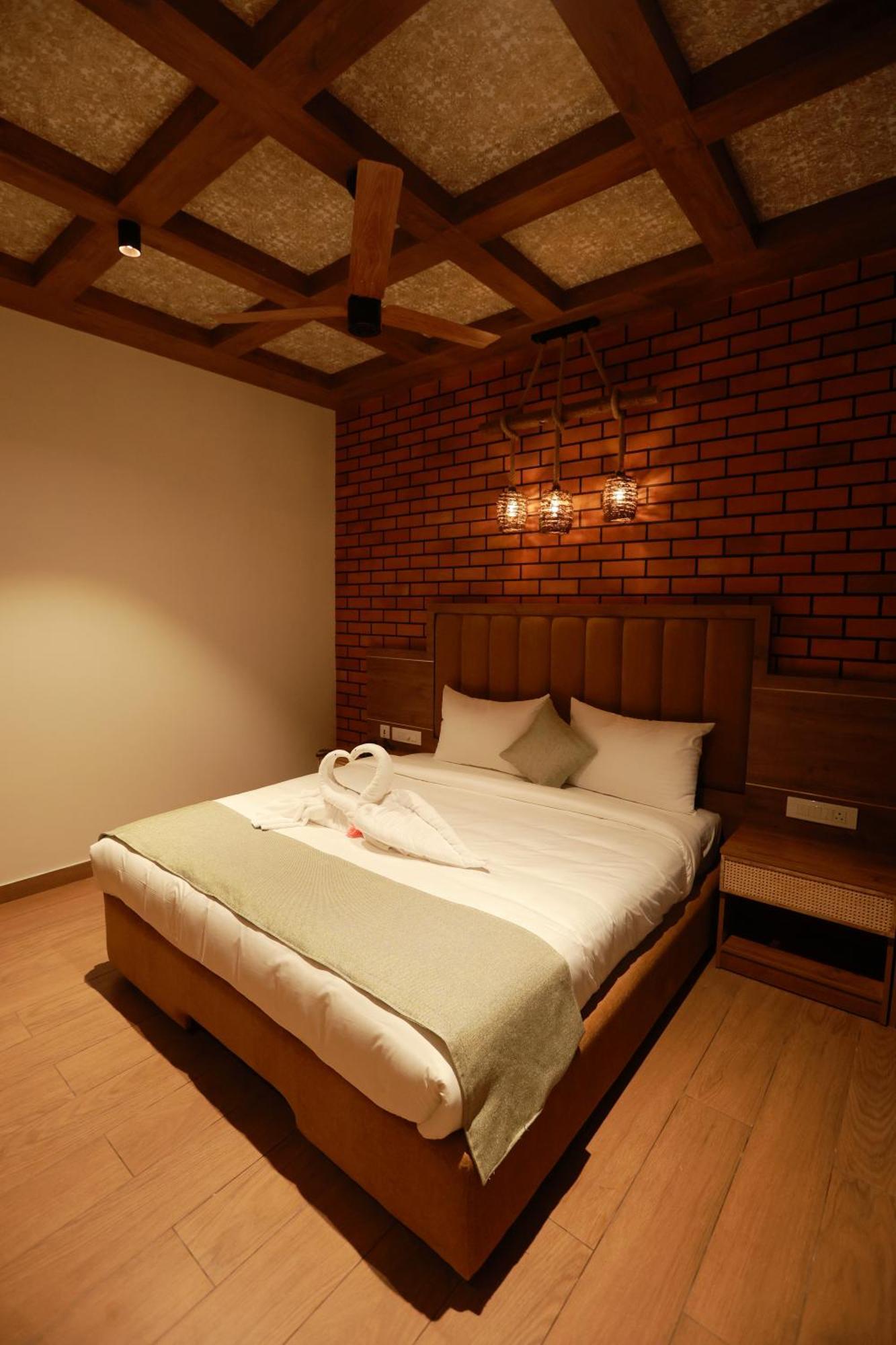 Cmk Habitat Centre Hotel Kochi Bagian luar foto