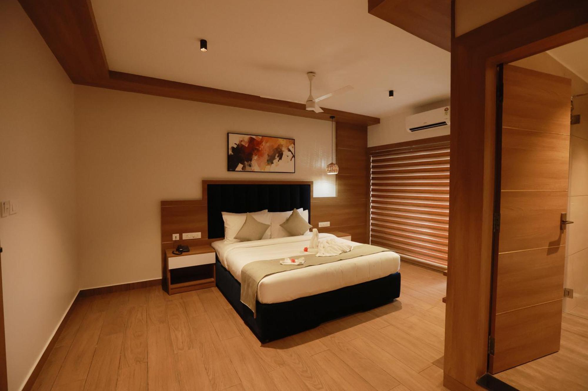 Cmk Habitat Centre Hotel Kochi Bagian luar foto