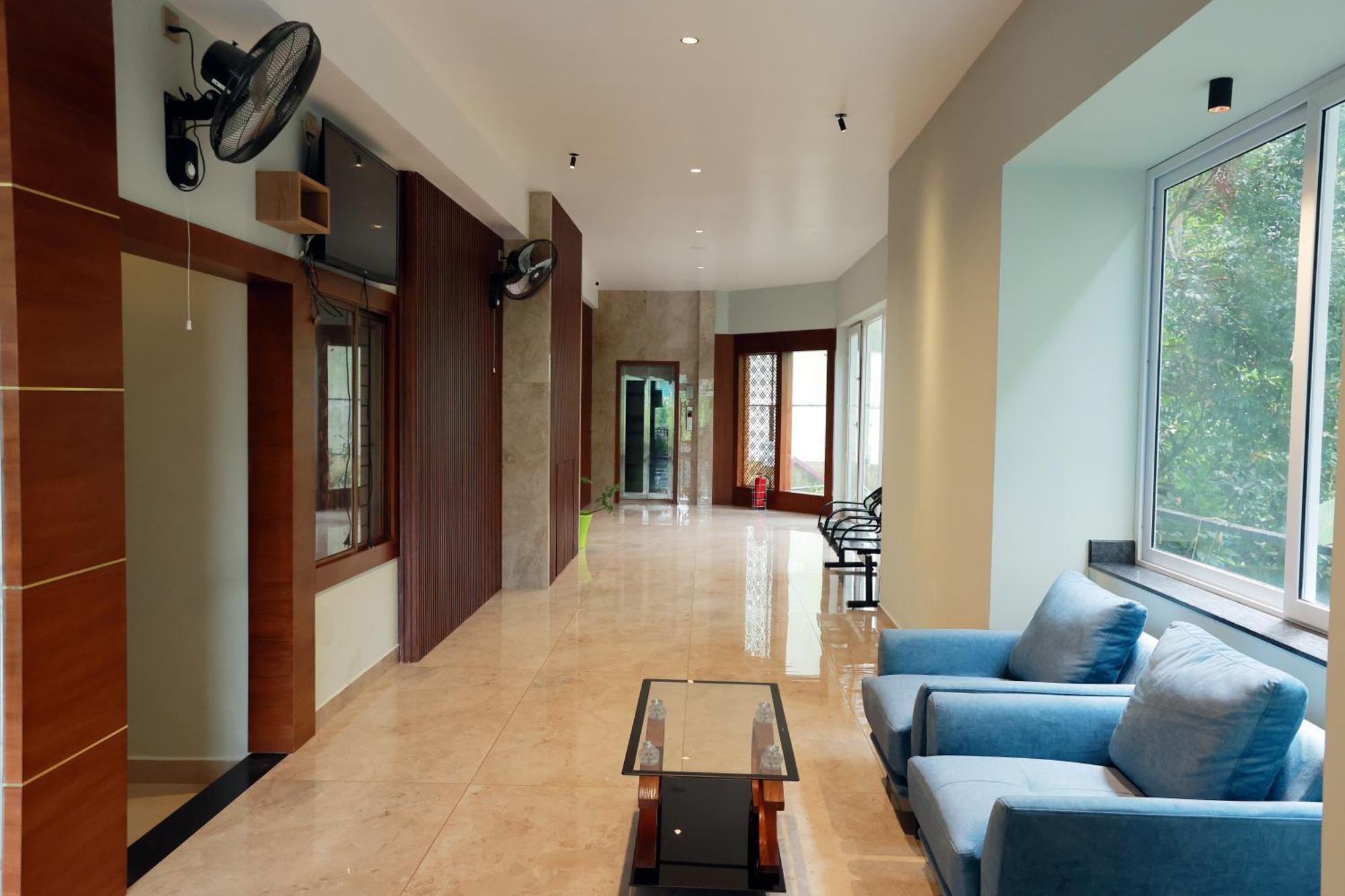 Cmk Habitat Centre Hotel Kochi Bagian luar foto