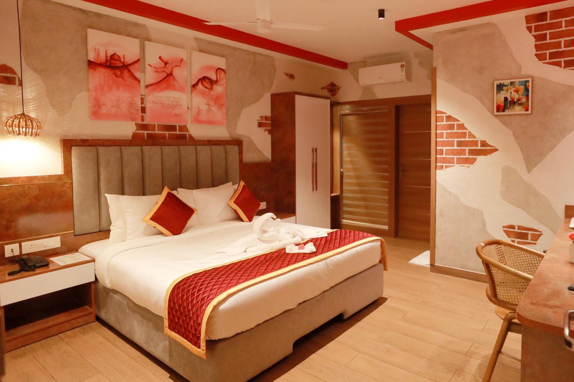Cmk Habitat Centre Hotel Kochi Bagian luar foto