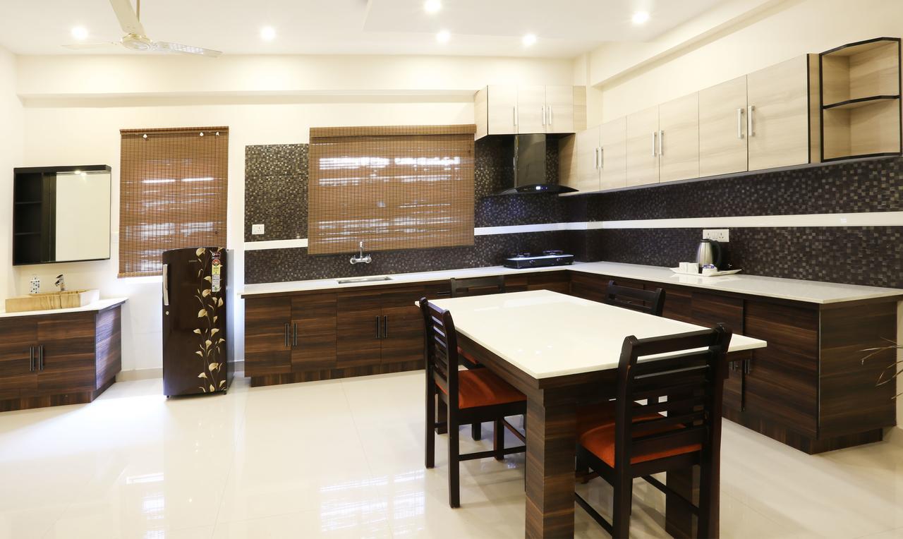 Cmk Habitat Centre Hotel Kochi Bagian luar foto